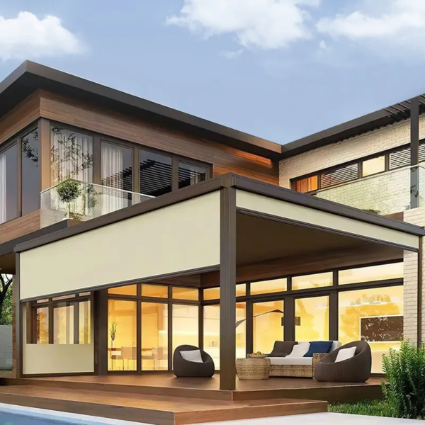 ม่านม้วนภายนอก รุ่น RB-01O ติดตั้งในบ้านสไตล์โมเดิร์น ป้องกันแดด กันฝน และกันลม