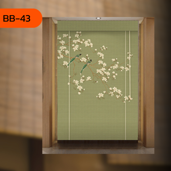 ม่านไม้ไผ่ลายกิ่งดอกไม้สีขาวและนกเขียว BB-43